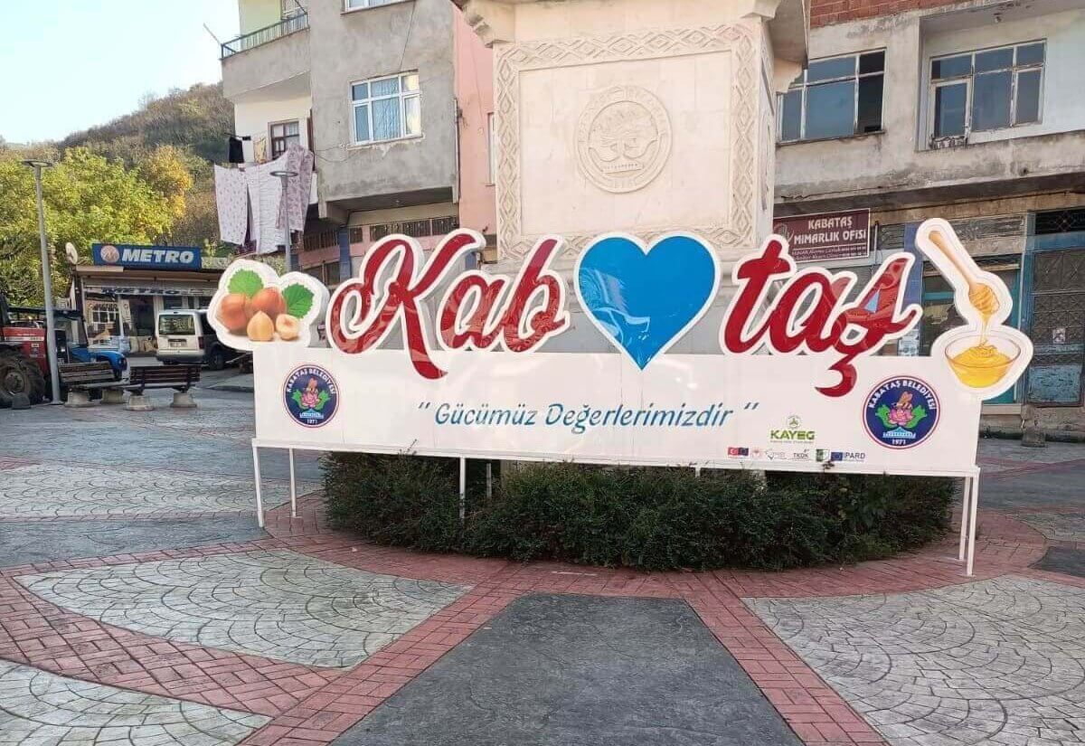 Kabataş İlçe Merkezine 