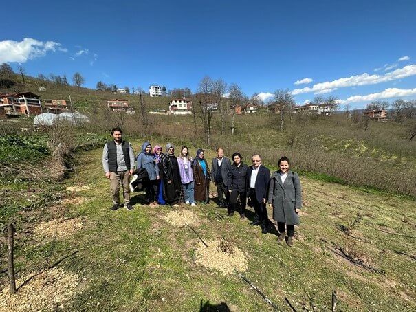 Yörede Üretim Çeşitliliği Artıyor: Yaban Mersini Yetiştiriciliği Eğitimi Başladı